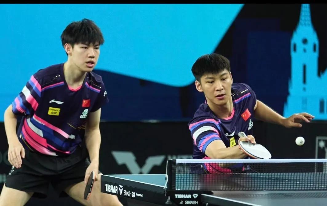 薛飞/黄友政战胜韩国组合晋级决赛！
2025WTT萨格勒布常规挑战赛 男双半决赛
