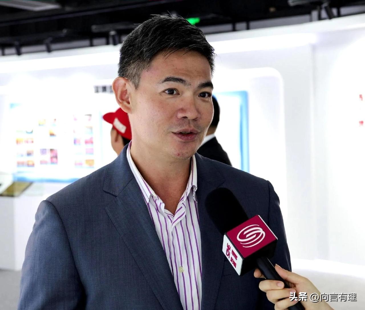 郑丽文即将开启的大陆之行，随行名单里有一个名字格外引人注目——连胜武。这绝非简单