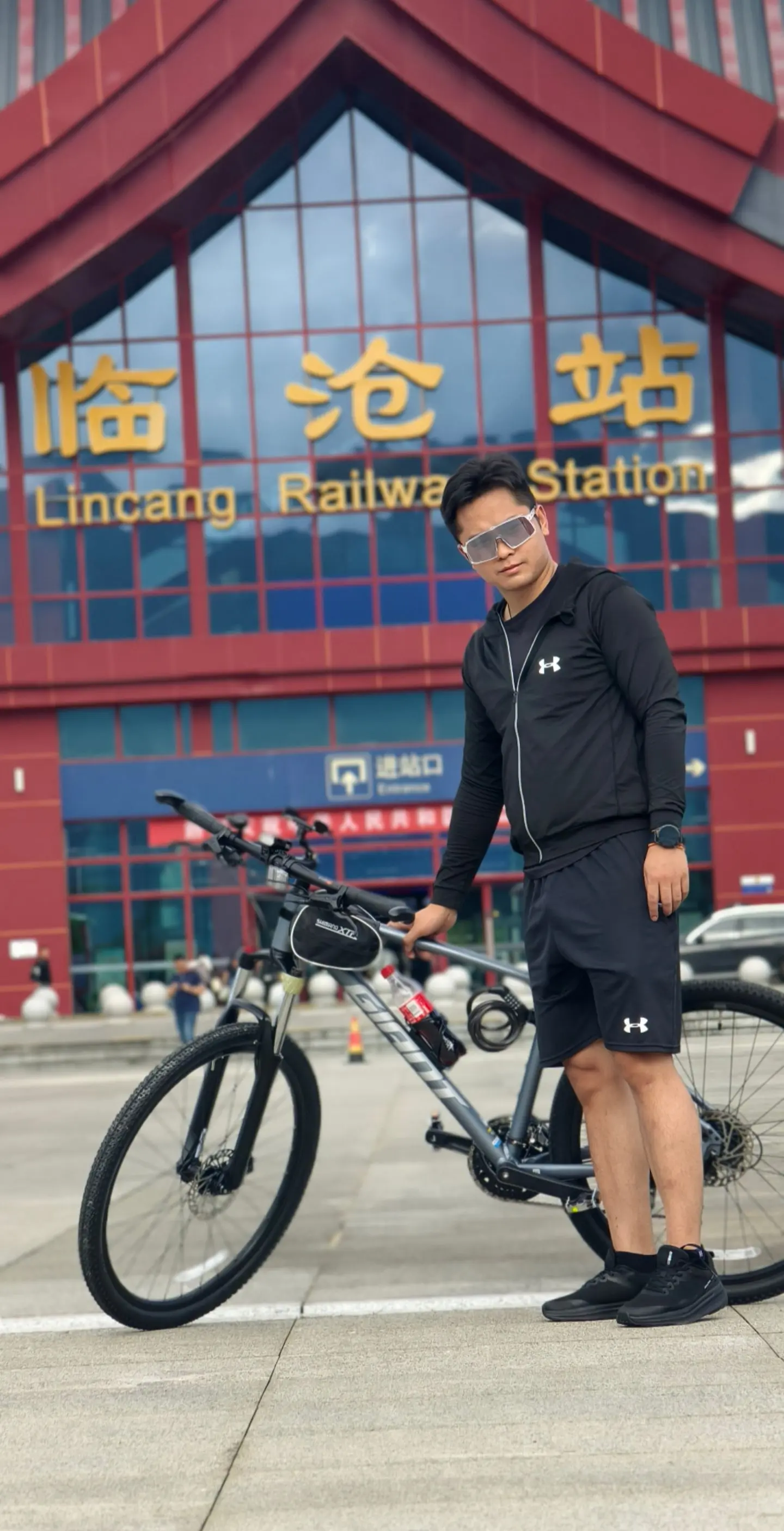 骑行 爱生活爱骑行 继续前行 山地车 身体和灵魂总有一个在路上