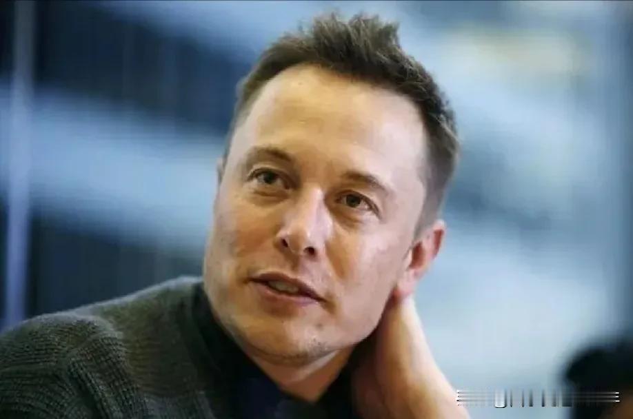 马斯克不是被卷入美国政治斗争，而是深思熟虑的、有目标的、有作为的，可以说是积极的