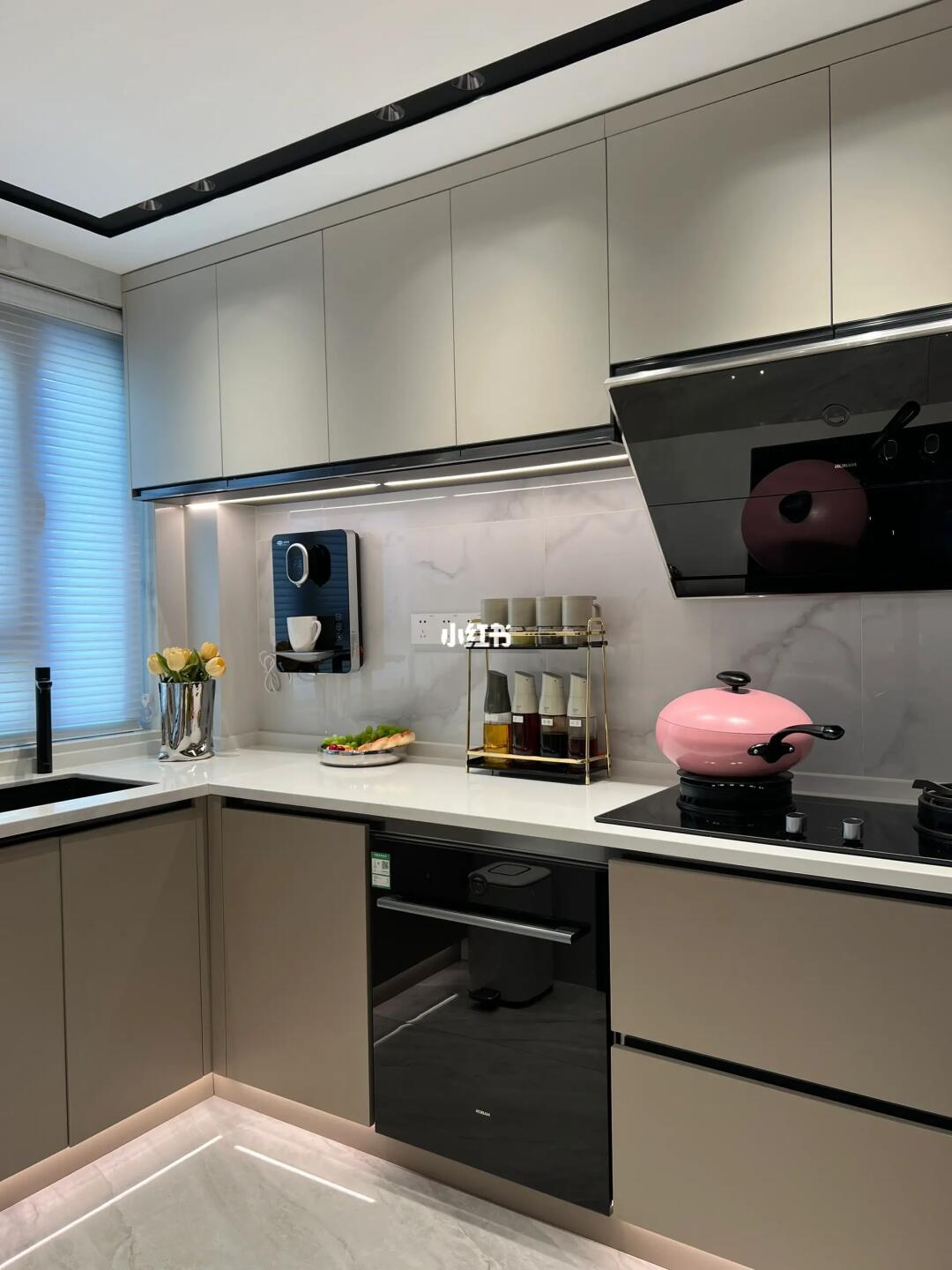 不小心装出了理想中的厨房！