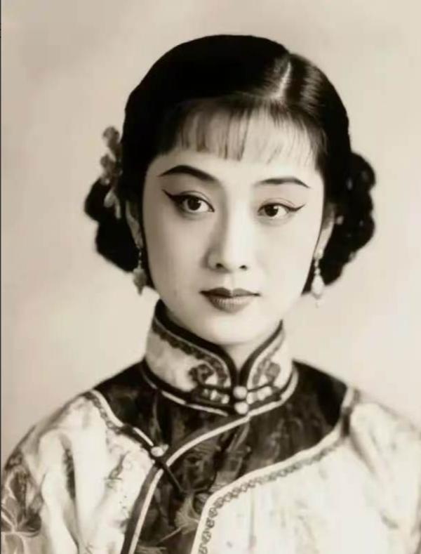 生是中国人死是中国鬼，民国下野总统至死不当汉奸，全靠四夫人一句狠话：宁可喝粥也不