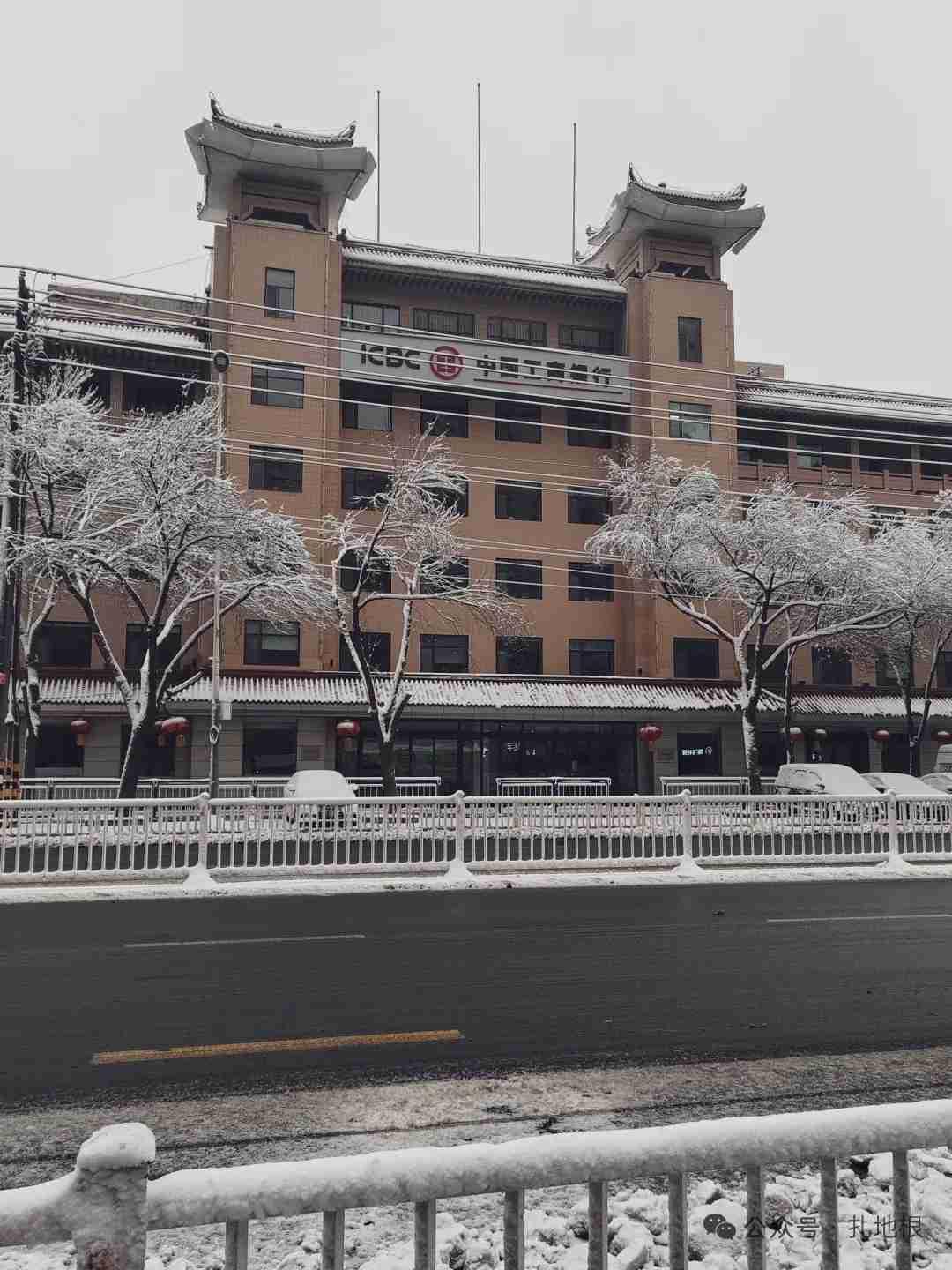 我的今日状态：😁轻松愉快
我这里的天气：☀️晴天