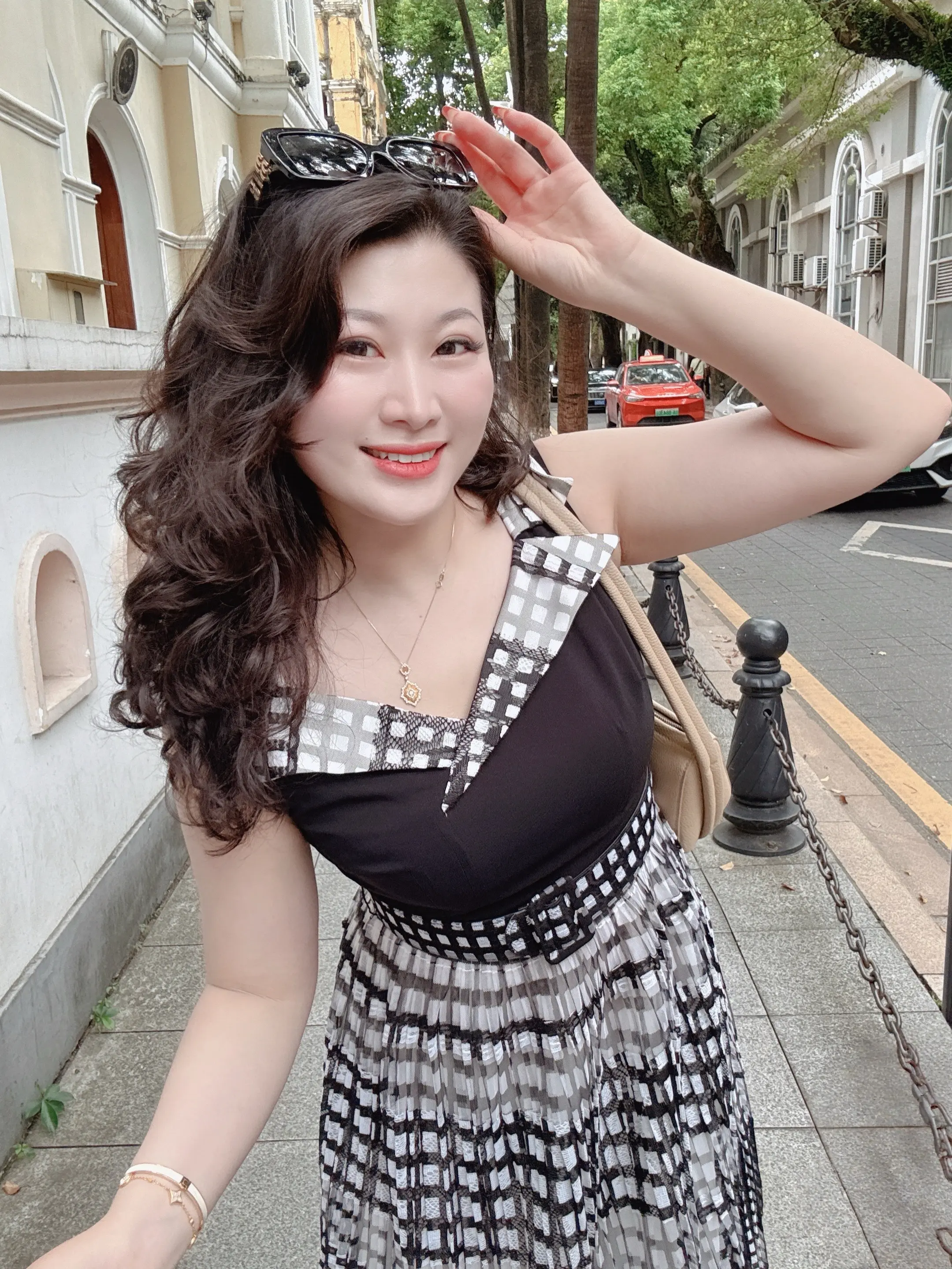 书要往后翻，人要往前走