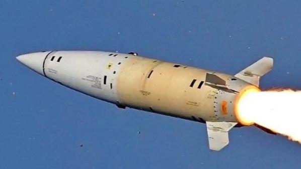 既然美国敢做初一，那中国必然会做十五。你卖武器给台湾，那我们就卖武器给那些反对美