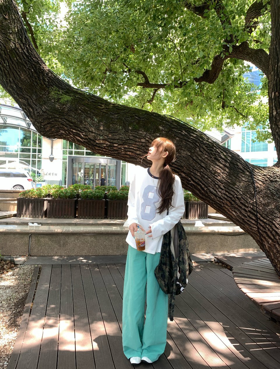 思慕社字母 有些人出现在你的生命里，就是为了让你知道，原来你的心不只是用来跳动，