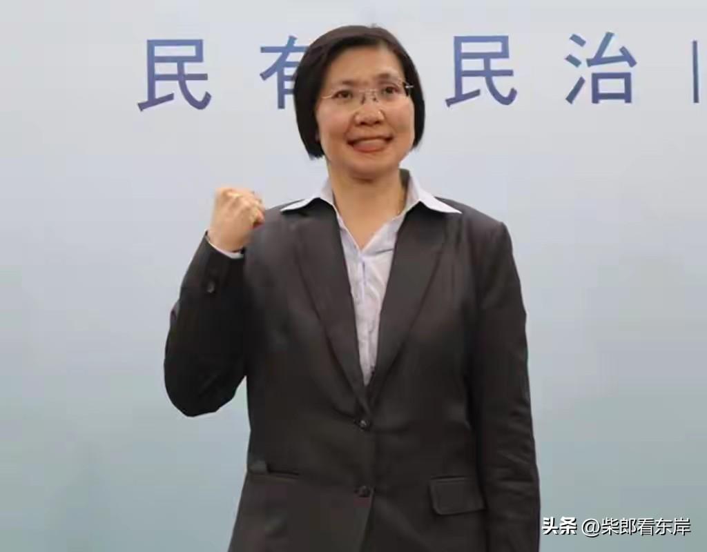 郑丽文四处救火，新竹民调喜忧参半：团结才是胜选的唯一钥匙

岛内地方选举持续升温