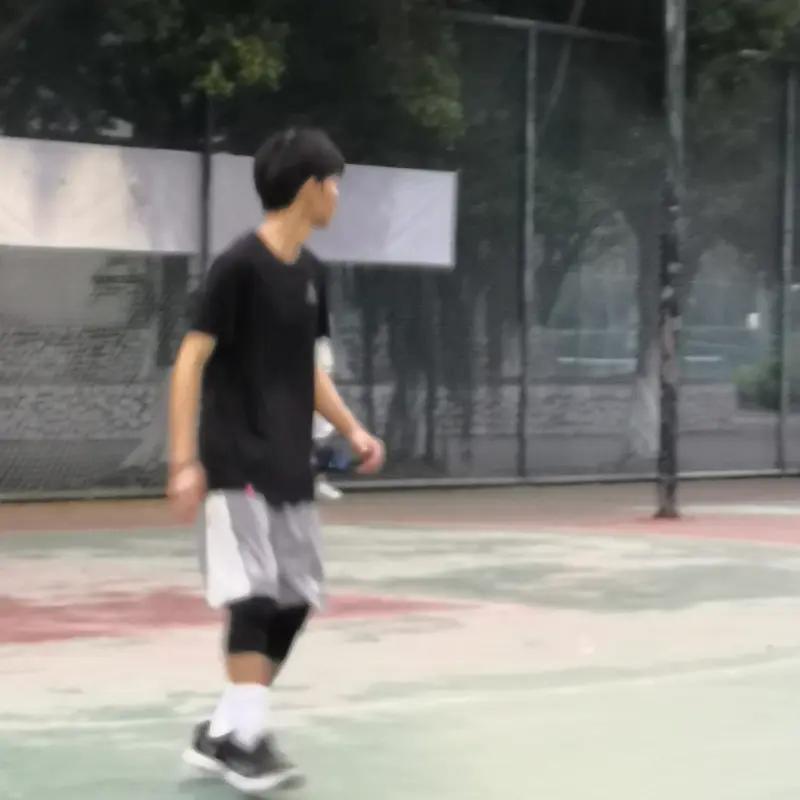 夫妻最顶级的关系，或许真藏在一句话里：合起伙来对付世界，而非关起门互相为难。生活