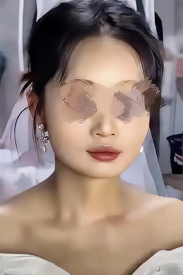 22桌婚宴全跑光！新娘30分钟换敬酒服，到底错在哪？

贵州遵义一场婚宴太扎心了