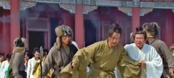 建炎二年十月，金人迁徙徽、钦二帝到韩州，但被送入浣衣院和元帅府女乐院的人不能随行