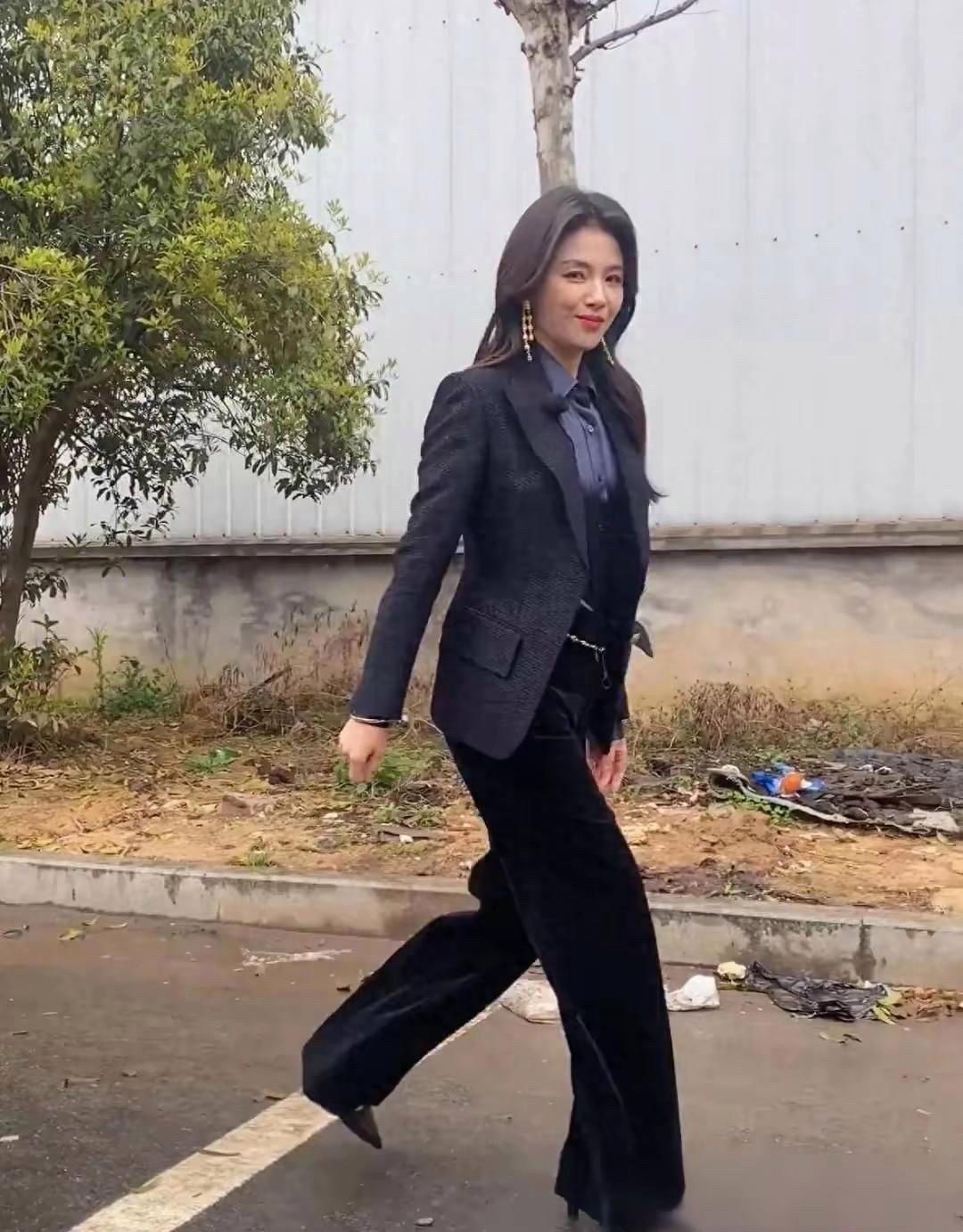偶遇47岁的刘涛，真实状态下的样子，你给打几分？ ​​​