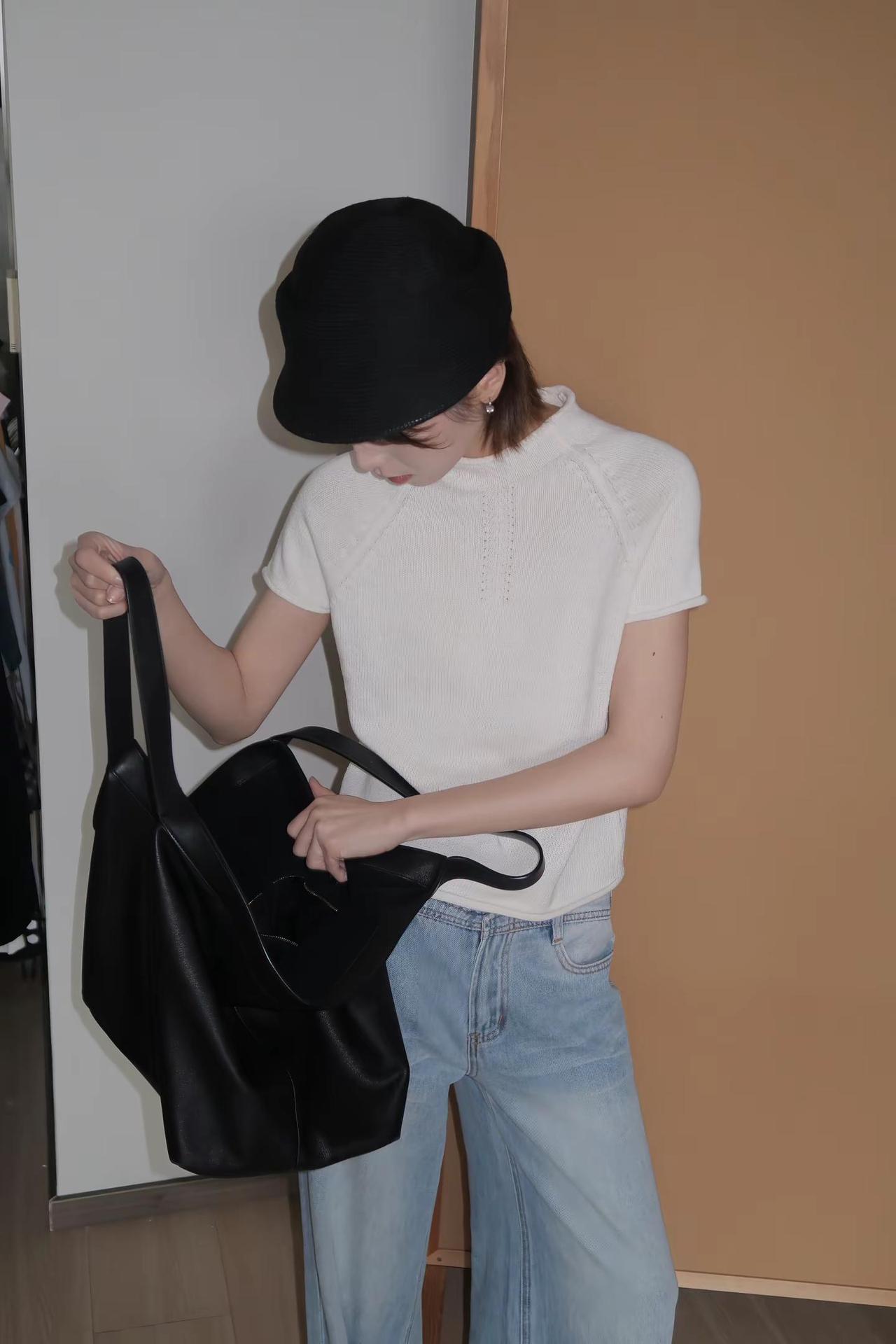 🍏🧊🥛 ootd