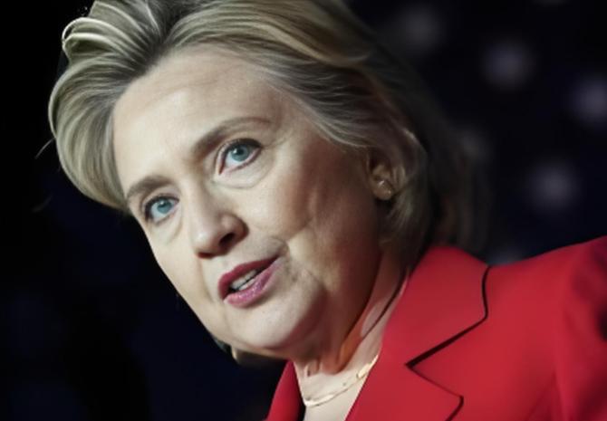 美国前国务卿希拉里，最近急得直接开骂了。她骂的不是别人，正是美国现任总统特朗普。