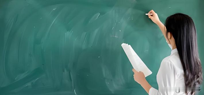 咒骂学生“全得甲流”教师已停职

近日，有网友称铜川高新实验学校一老师在百人群内