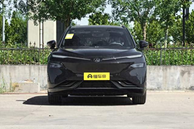 试驾大众安徽与众08猎影版：能上赛道的家用SUV，究竟强在哪？