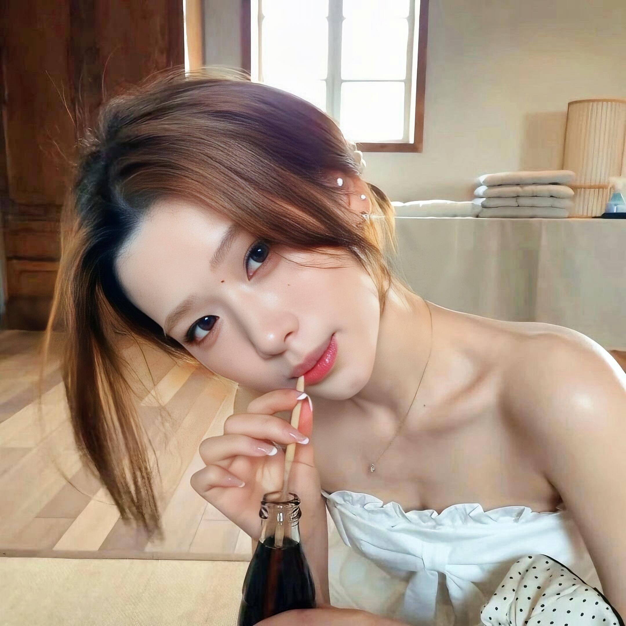 WeChat  ｜氛围感女生头像  