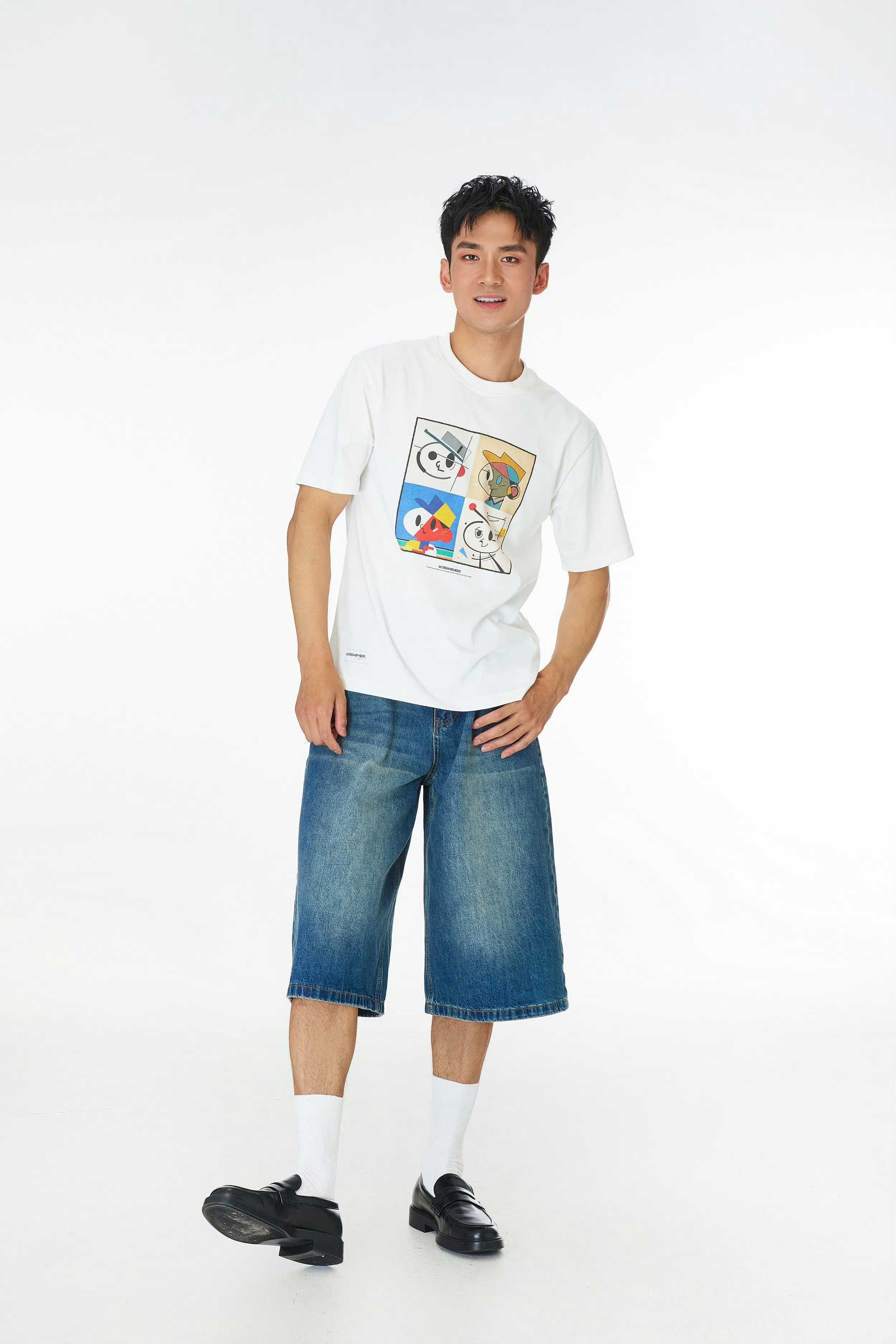 💬关注+转发即可参与抽奖｜7月10日开奖！🎰抽两份吉考斯设计的潮流人气T恤（