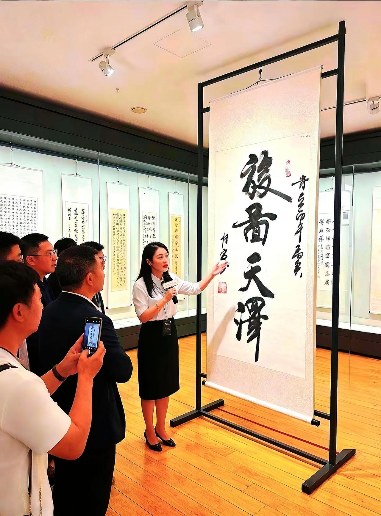 书法是文化自信重要来源 汉字是传承中华文脉的基石 传承中国文化精粹 书法教育与传