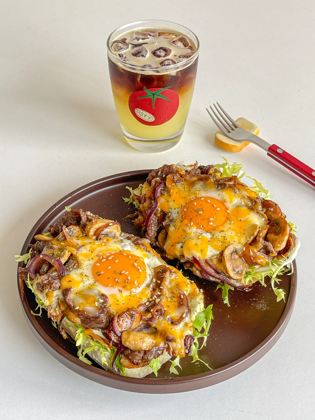 元气brunch🥯恰巴塔牛肉三明治🥪冰美式🍋