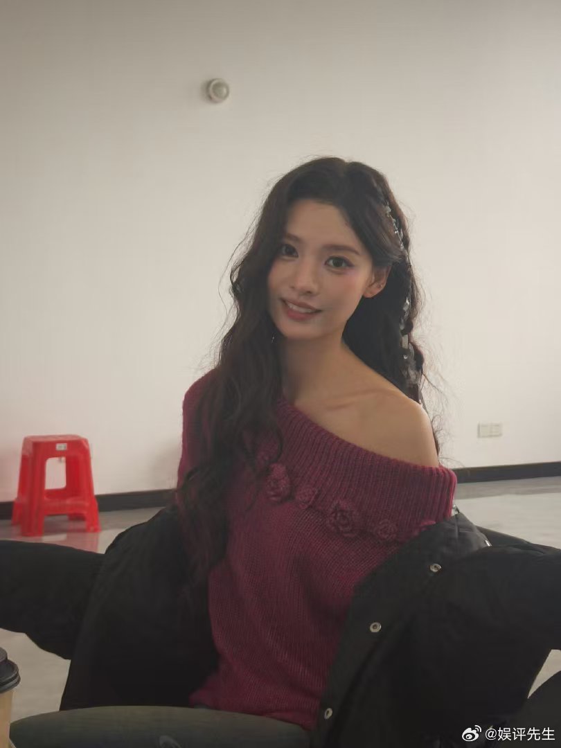  浪姐来了个老公妹张艺上老公身材甜妹脸 张艺上这身材比例真的绝，气场全开像酷飒老