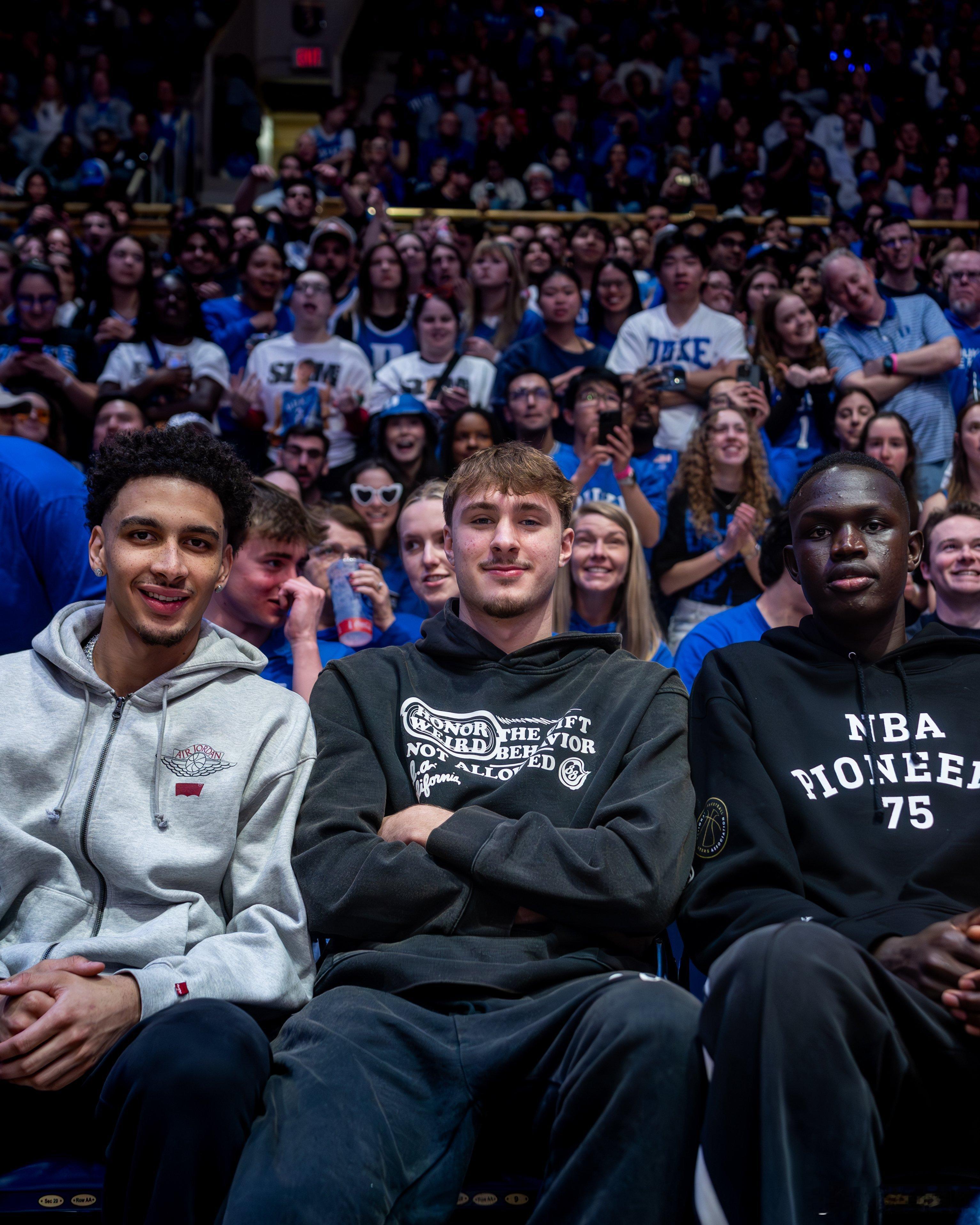 MFFL 欧文接受采访。“弗拉格是一名极其出色的球员，这真不是客套吹捧。他在19