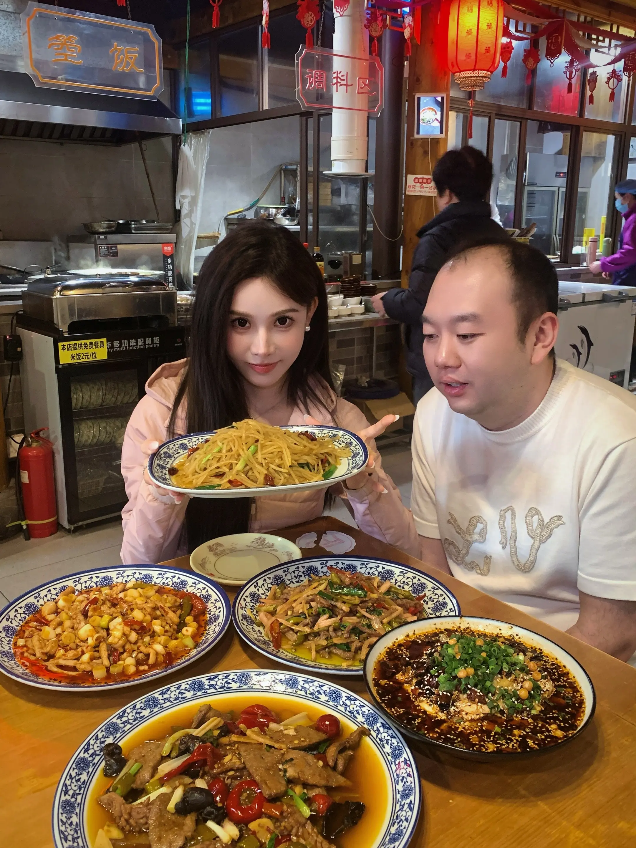 宝宝 爱就是和你一起吃很多很多很多顿饭啊