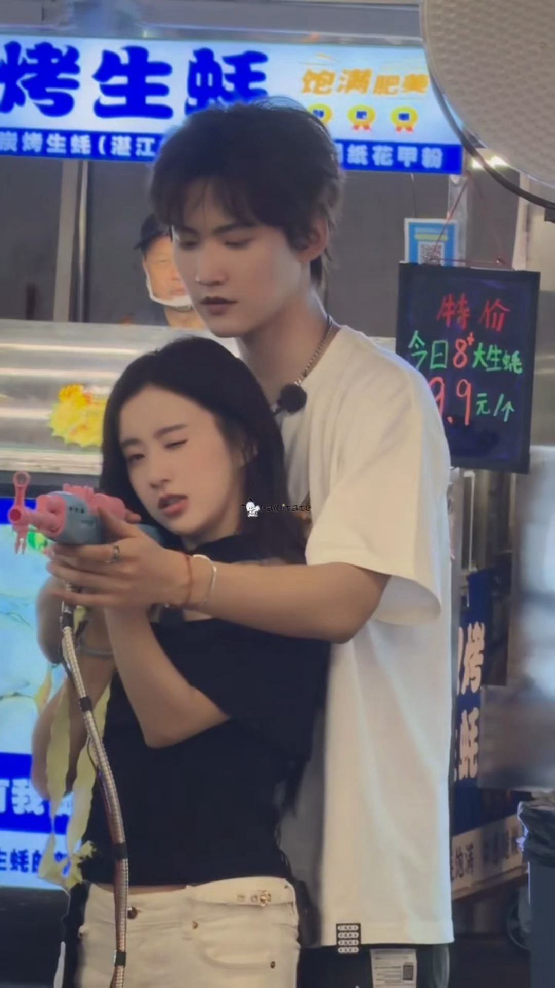 啊啊啊啊啊啊这个环抱射击路透，啥也不说了，《炽夏》速播！！！！！！！周柯宇环抱包