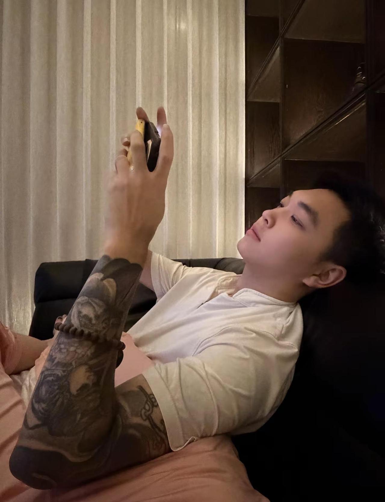 要有all in的勇气和nice fold的能力