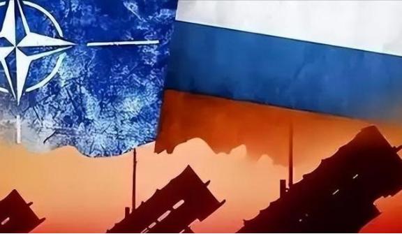 北约敢不敢灭了俄罗斯？从纸面实力来看，北约三十个国家加起来，军费是俄罗斯的二十倍