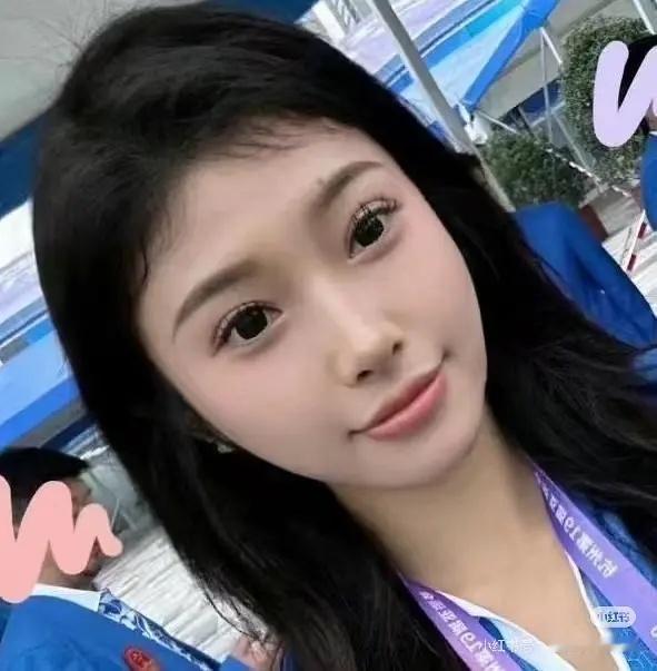 吴艳妮确实和虞书欣有点神似啊 ​​​