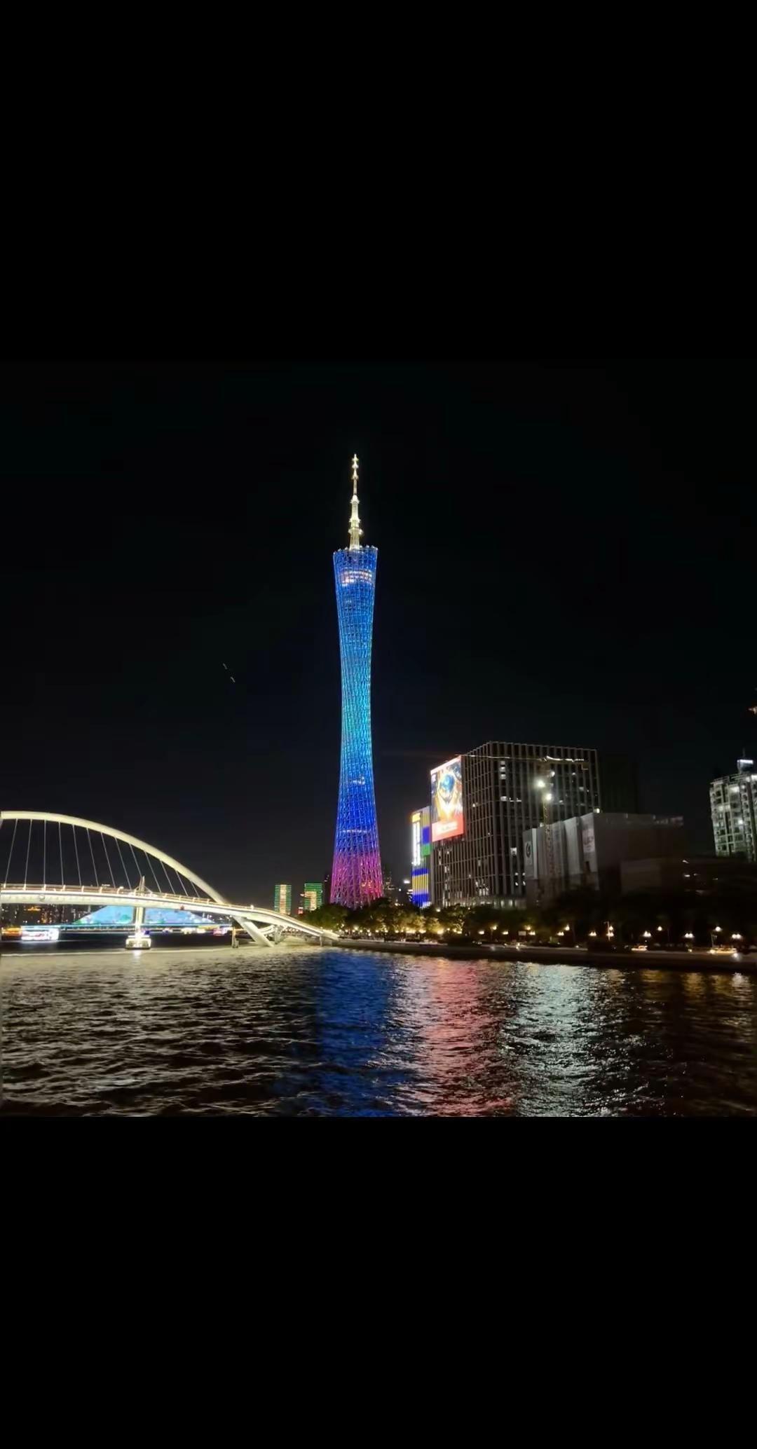 珠江夜游-天字码头 珠江夜游天字码头 广州珠江夜游小蛮腰 珠江游船 城市夜景打卡