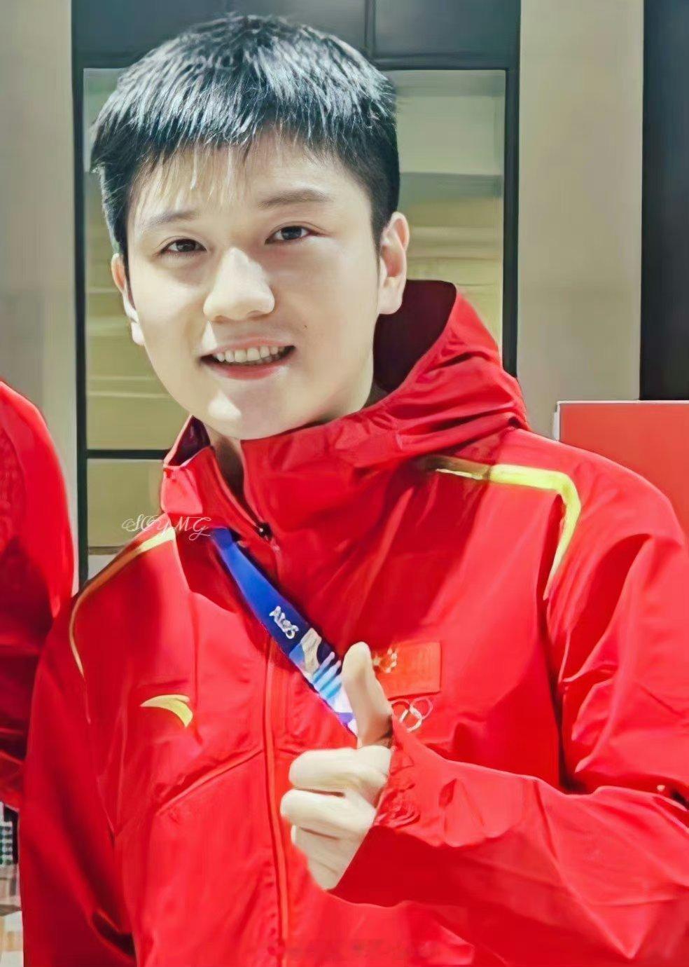 #樊振东天选安踏代言人# 2023天津全运会，开始崭露头角2014年，成为最年轻