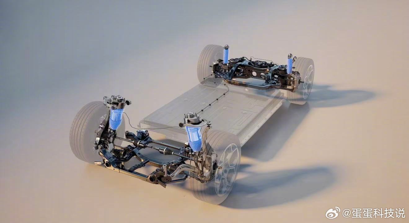 与众08遥遥领先 别的不说，这AI智能预扫描加AI底盘真的很香啊，前双目摄像头每