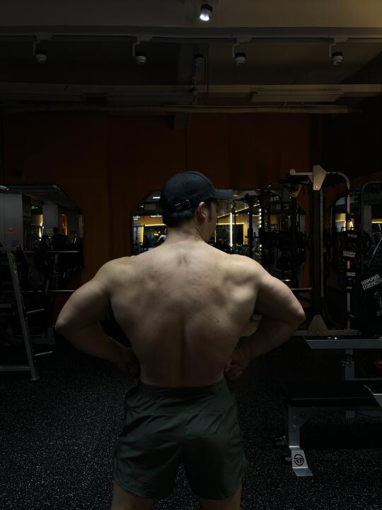 好久不见，今日练背