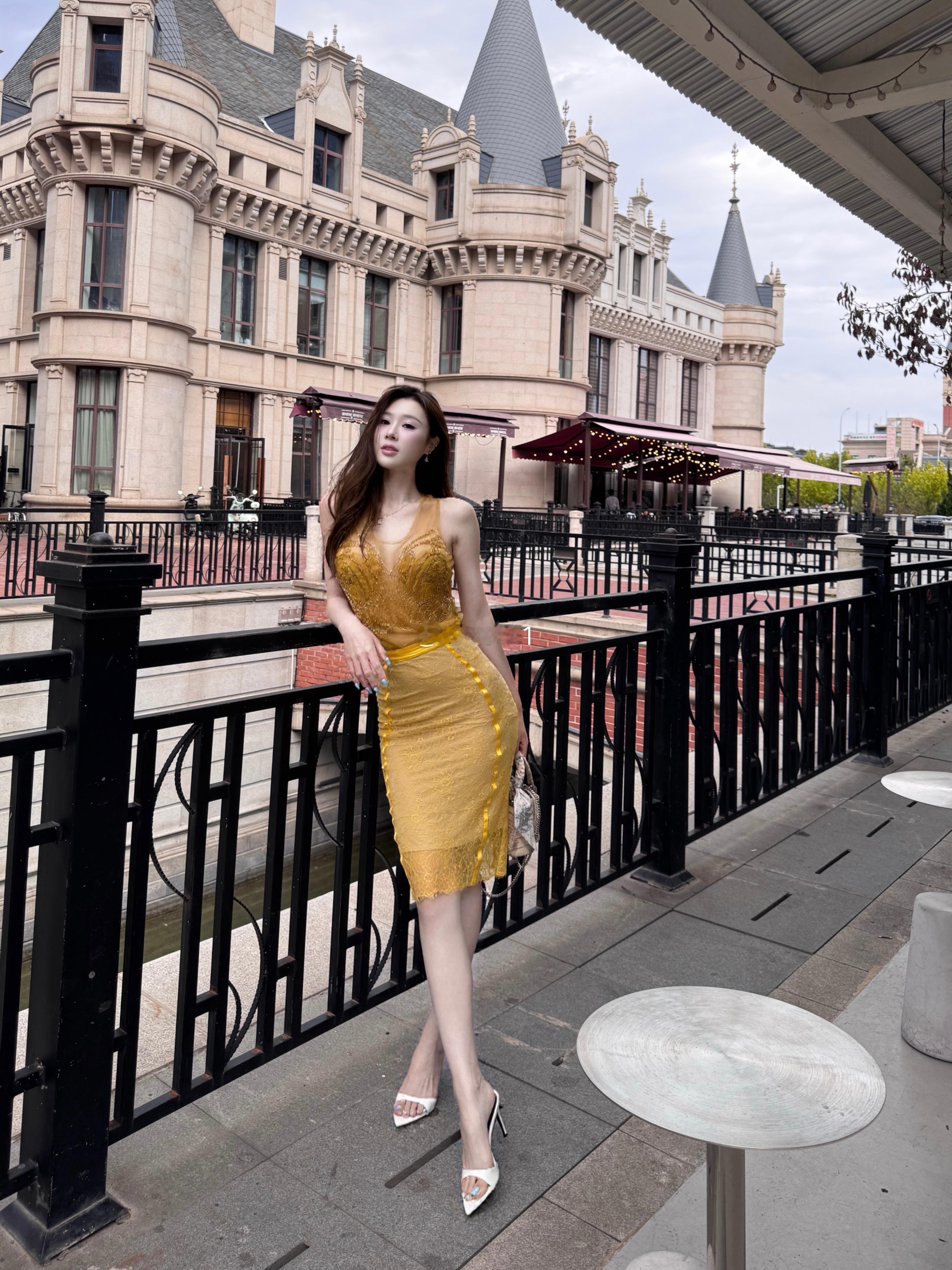 💛  ​​​