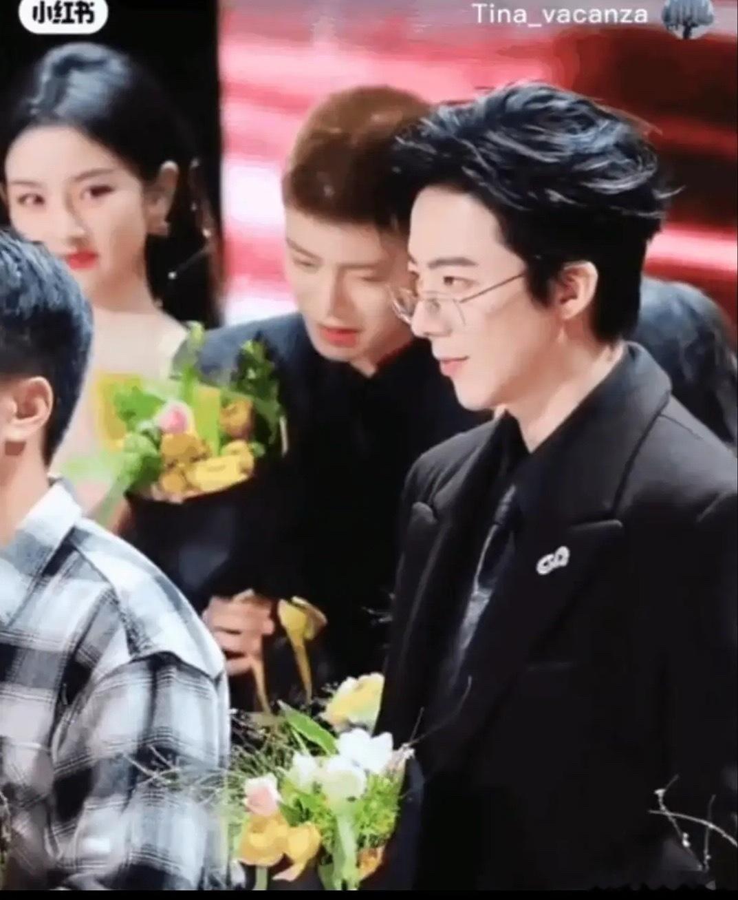 祖儿的眼睛确实很会爱人确实拥有一双爱人的眼睛 