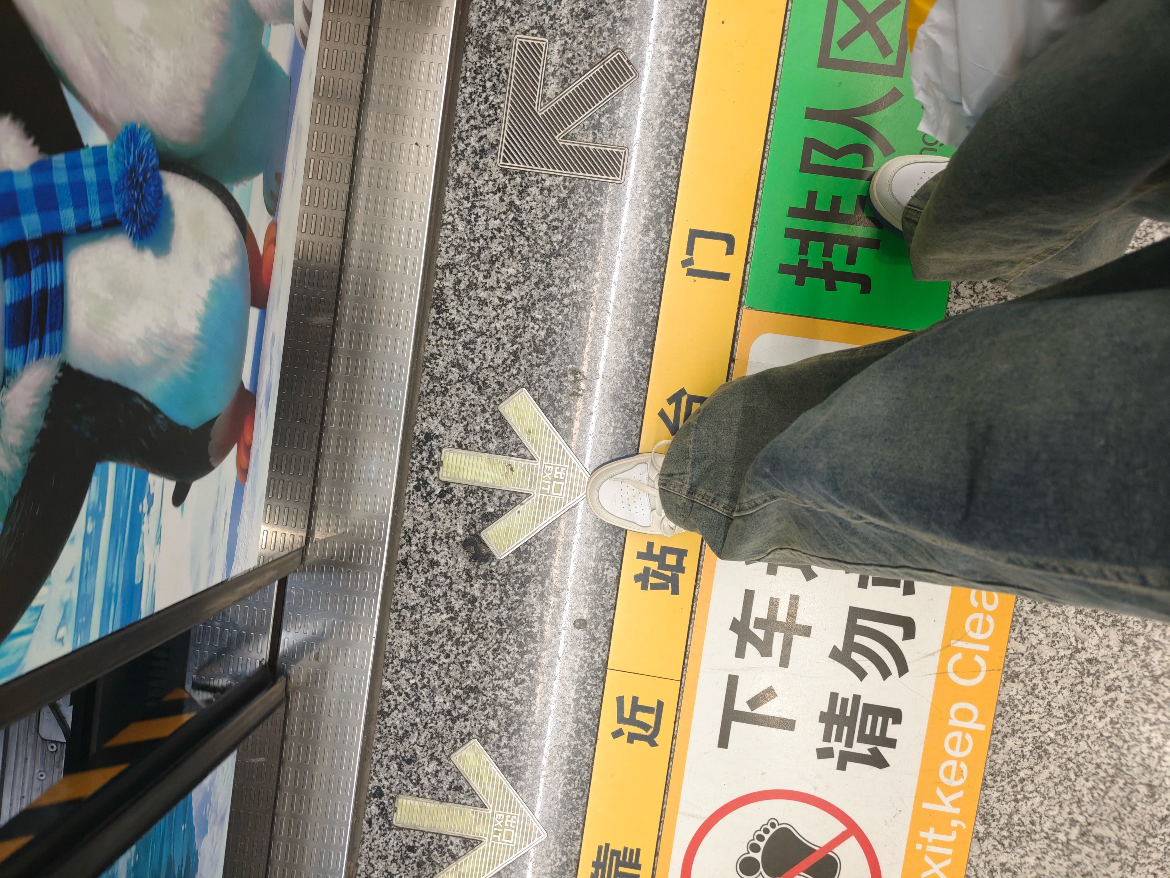 日常云看护媳妇的东西偶尔cos鸡jiojio的媳妇还有那莫名背负的百万债务的李先