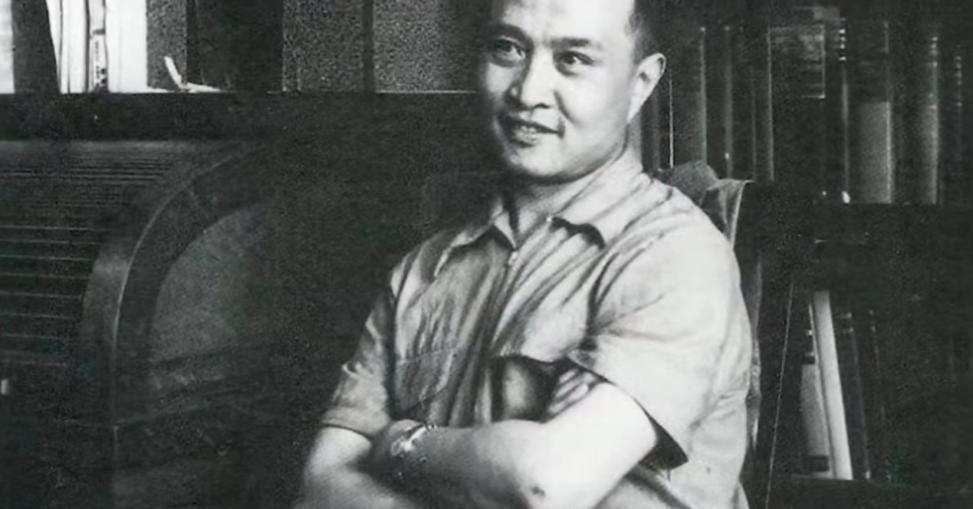 1920年冬，河北徐水一个书香门第，诞下一名男孩叫师昌绪，这孩子从小反应慢半拍，