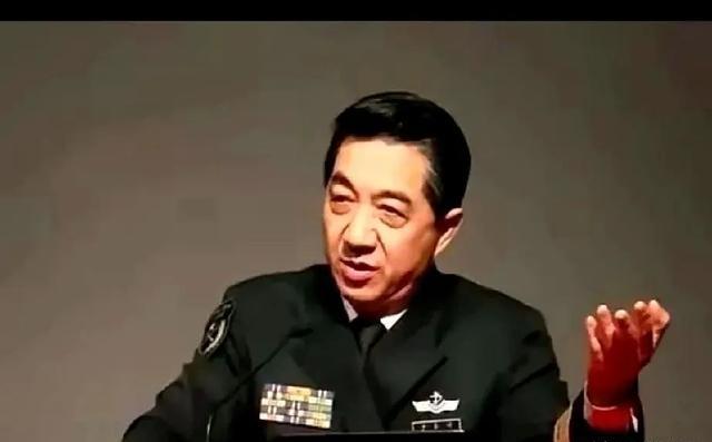 谢谢你张召忠！你真是伟大的预言家！2015年你就说过：“美国啥也不干，让东方大国