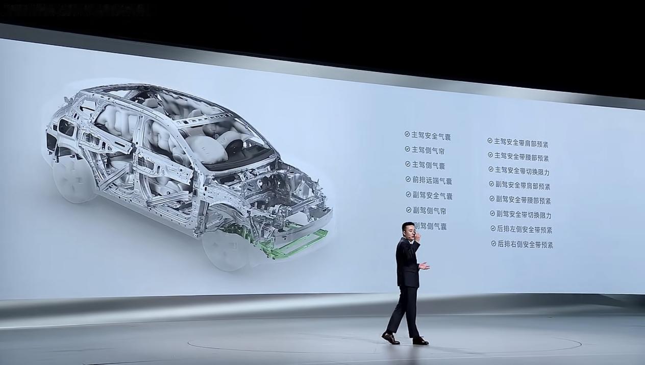 超混价值标杆来袭？沃尔沃全新XC70全球首发。
 
全球统一标准、全球统一生产、