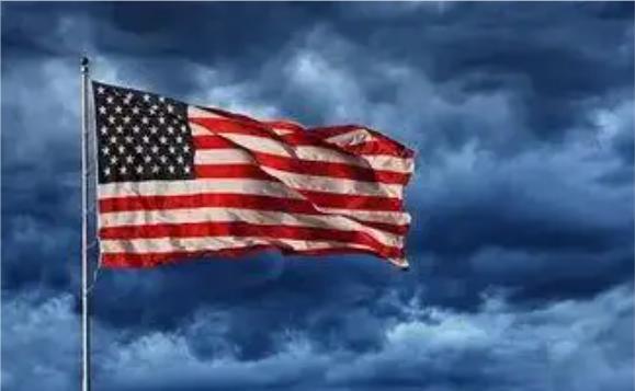 美国不敢把俄罗斯打垮，解体。普金有句名言，俄罗斯没有了，还要世界干什么。俄罗斯在