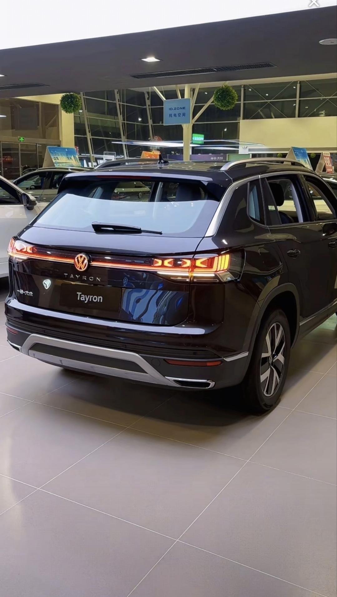 作为探岳的车主，对探岳的油耗还是挺有发言权的。2.0T 330两驱版本的官方百公