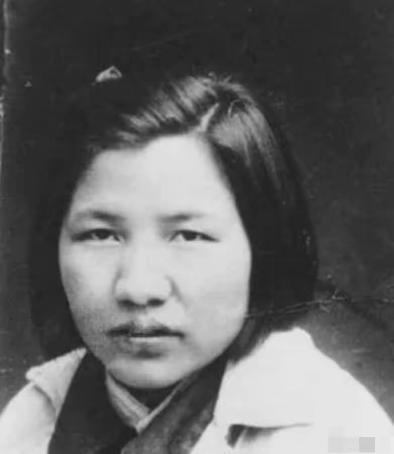 毛泽民同志牺牲之后，他的前妻钱希均曾找到毛主席，希望能请主席照拂一下侄女毛远志。