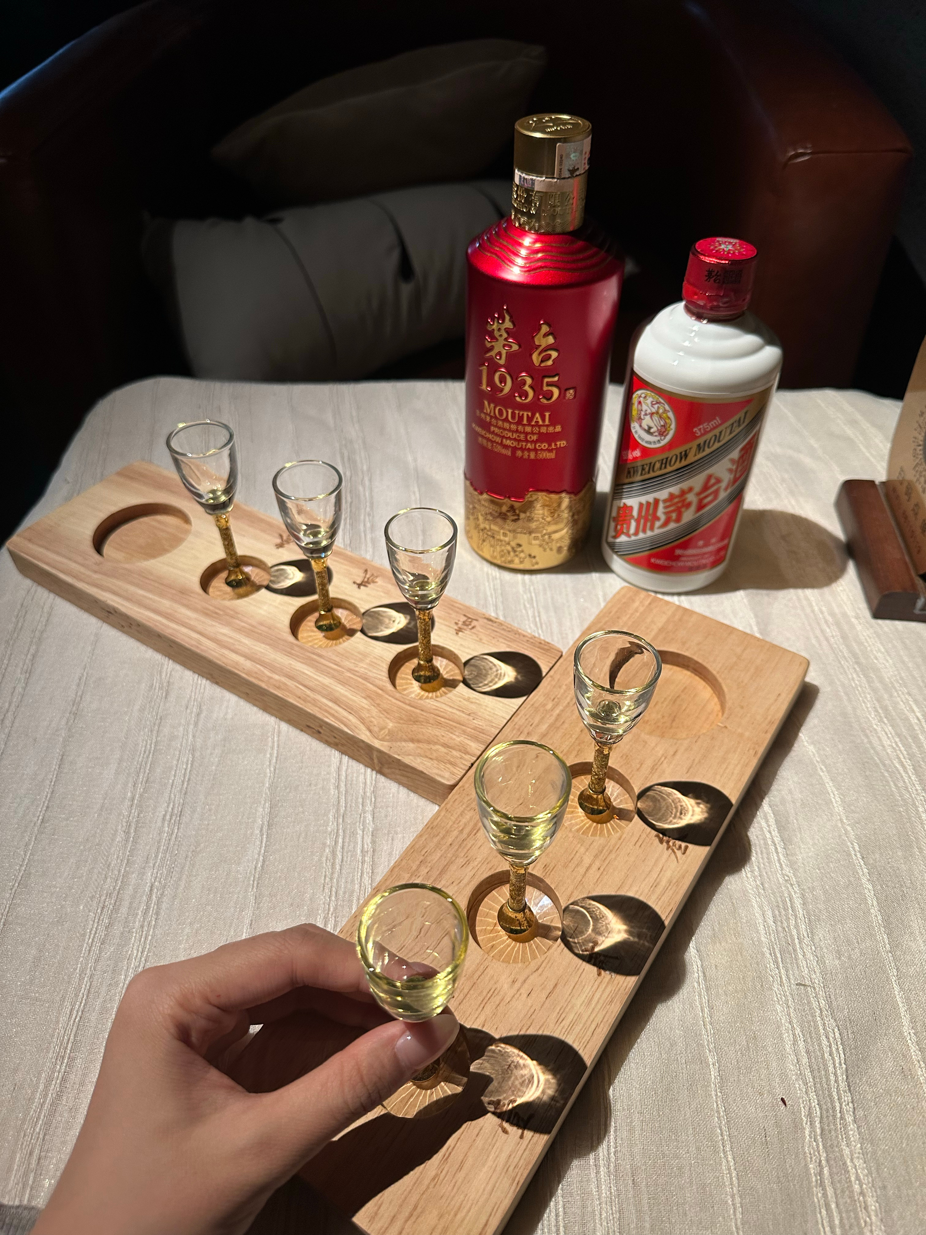 茅台和茅台碰见四季   贵州茅台酒(春夏秋冬)  上市啦，你们最爱哪个季节啊？秋