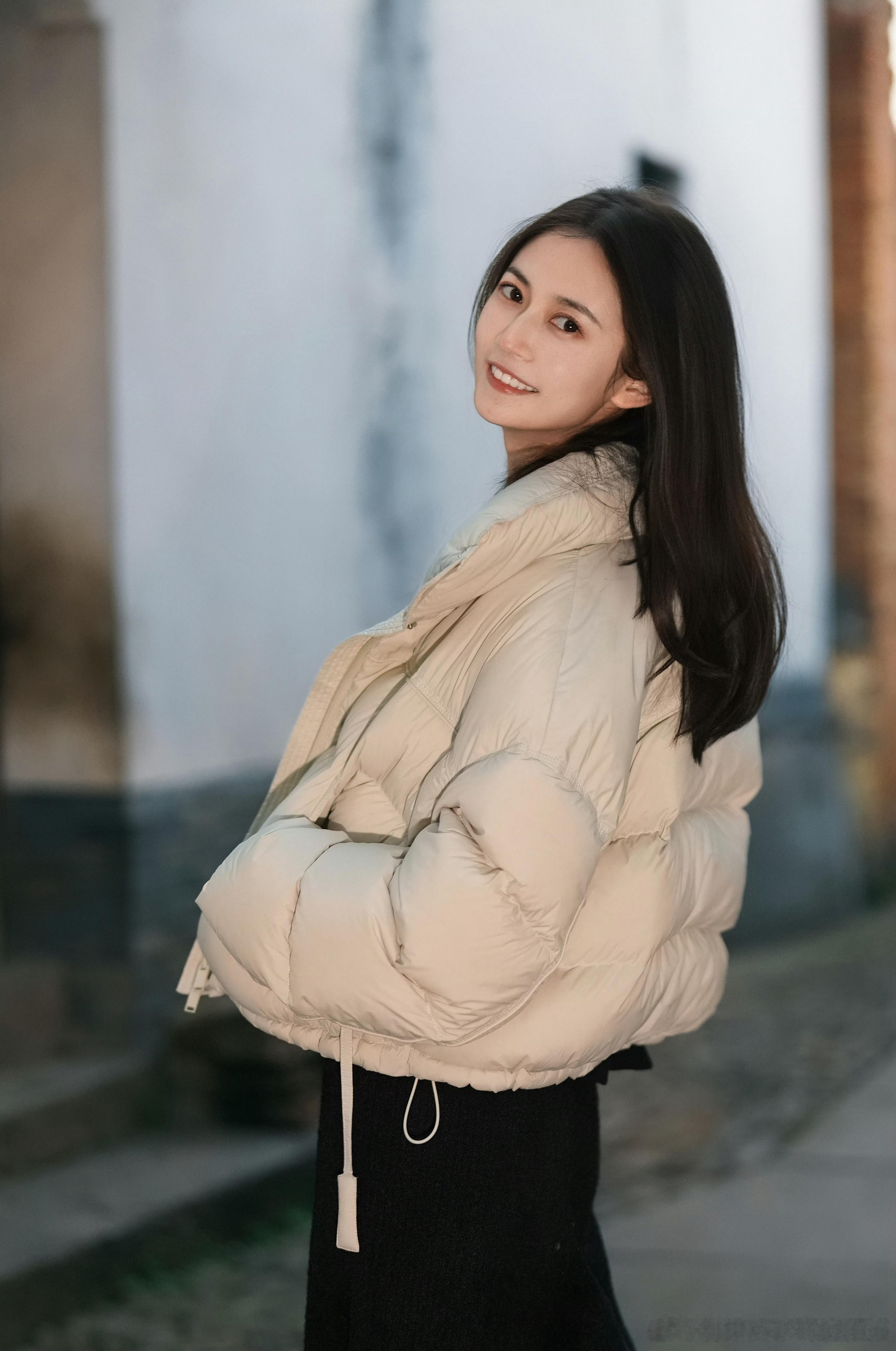 陈钰琪 陈钰琪金吾不禁 陈钰琪李令歌 听到一些事，明明不相干的，也会在心中拐好几