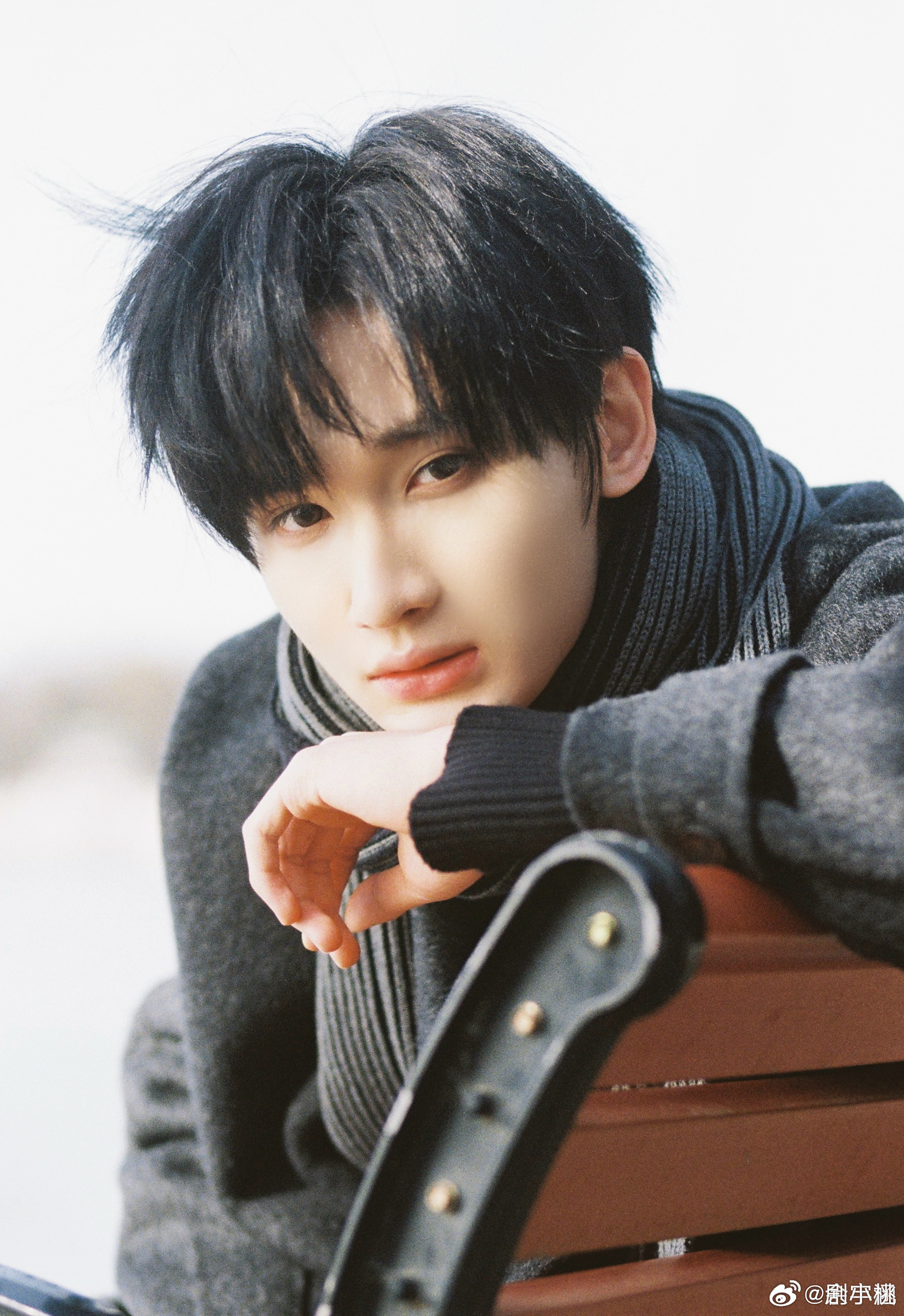 余宇涵说睡觉的时候被时代峰峻选中这完全就是机会找上门啊，睡个午觉就被选中了，这样