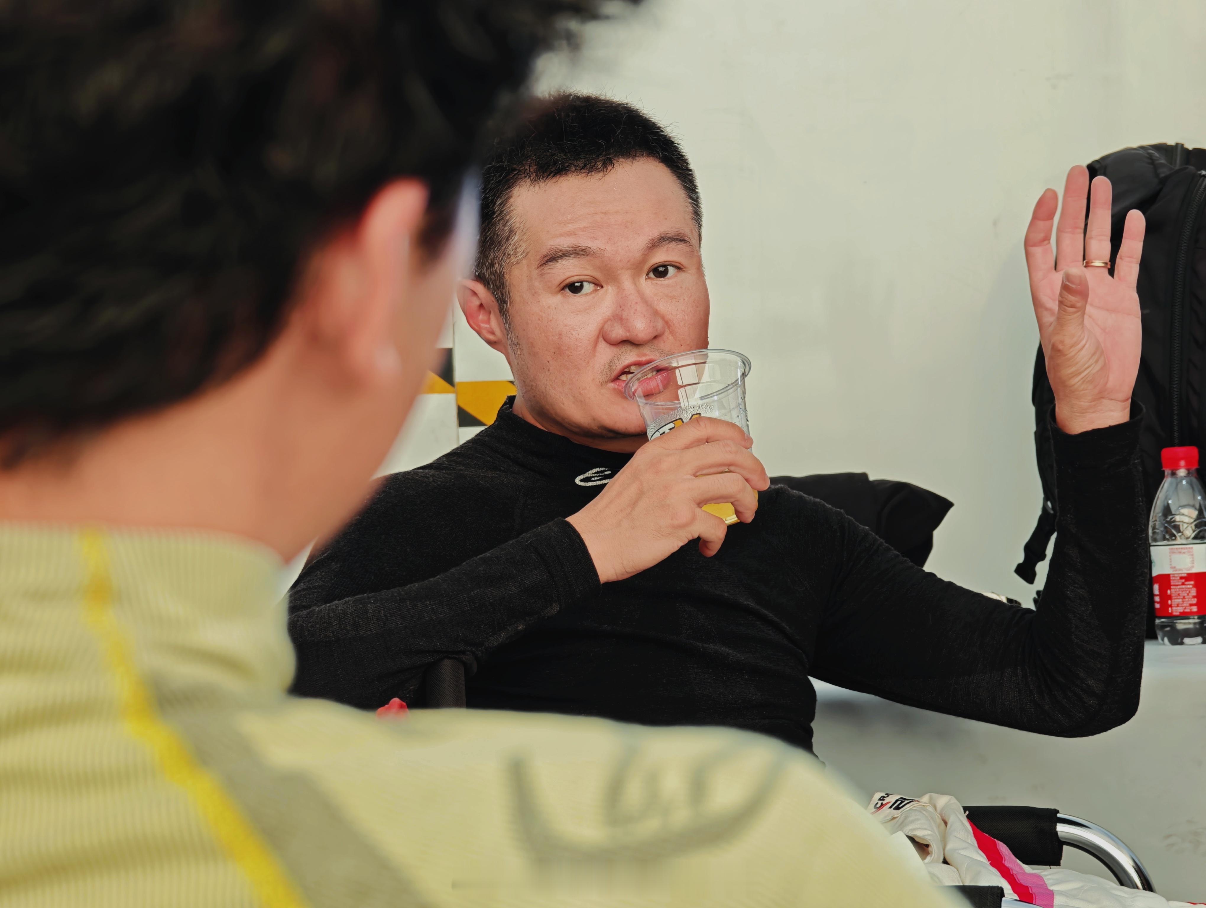 周三就开始有练习的赛车周末，感觉像回到了10多年前的赛事周末。我与汽车的日常日常