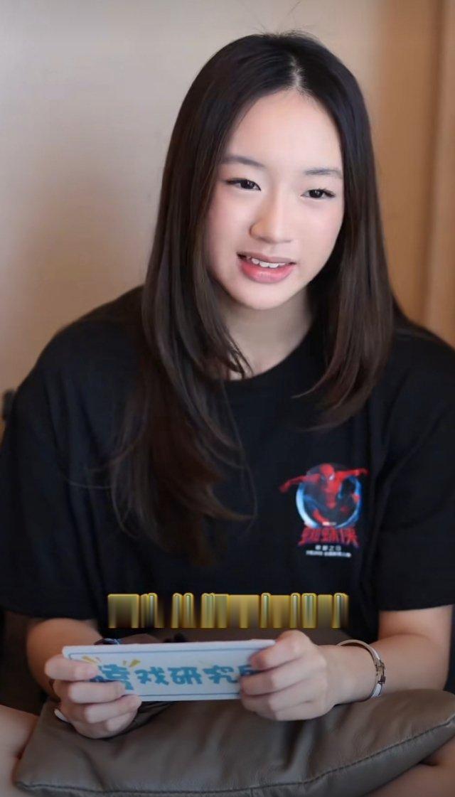 吴尊女儿想回上海读书 因为现在在墨尔本都不打排球，曾经是校队队长的小姑娘很不习惯