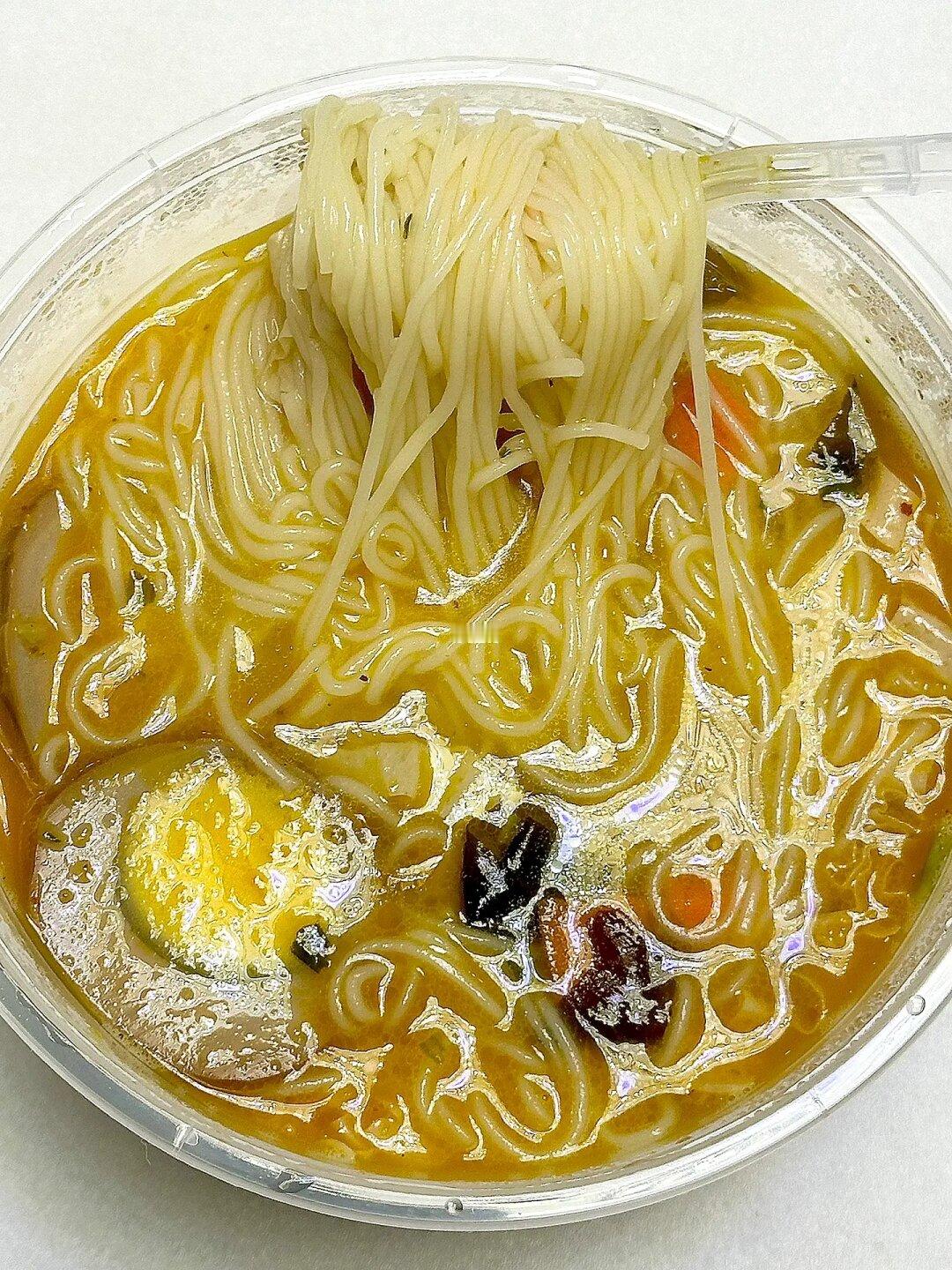 不愧是网友推荐的！！一发工资就囤的速食🍜