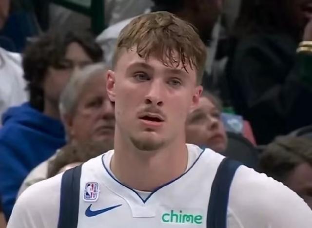 弗拉格作为状元，场均出战33分钟拿下14分7.5篮板3助攻外加1抢断，投篮命中率